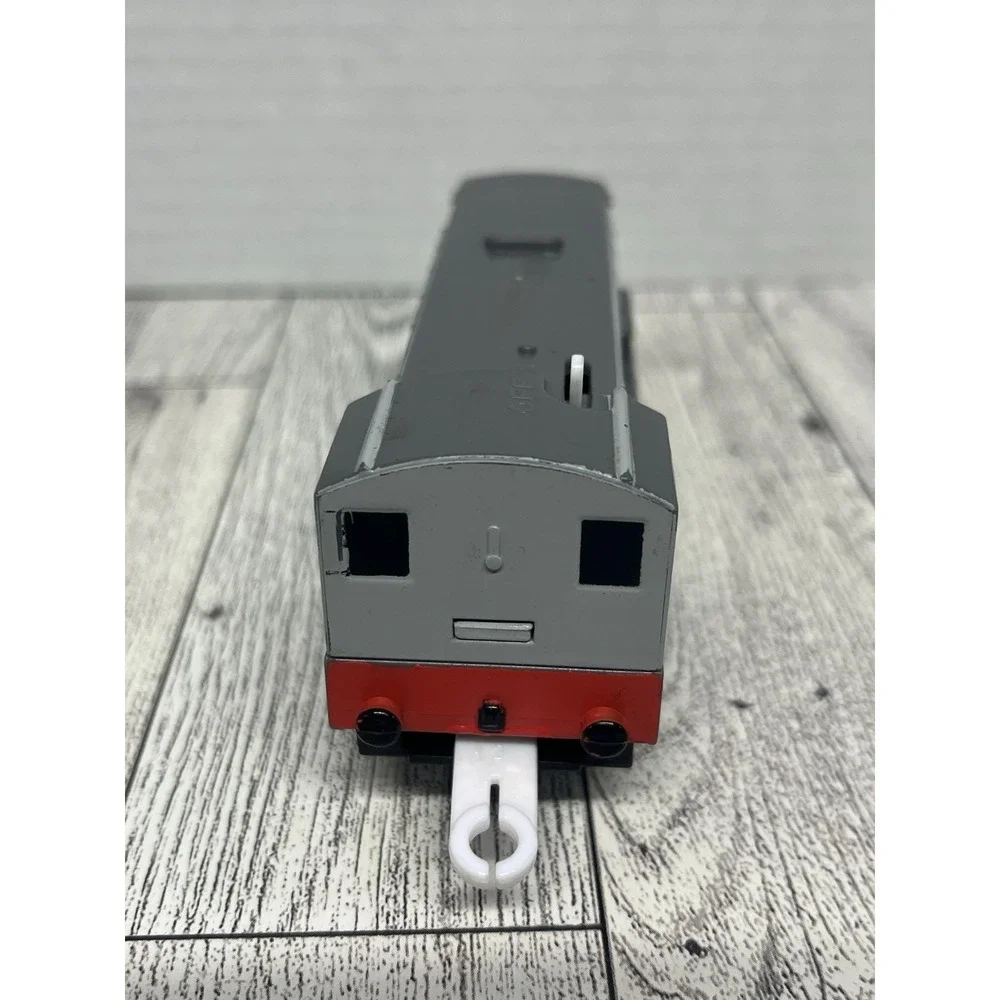 Thomas & Friends TrackMaster Motorized DENNIS Grey Diesel Train Rare WORKS